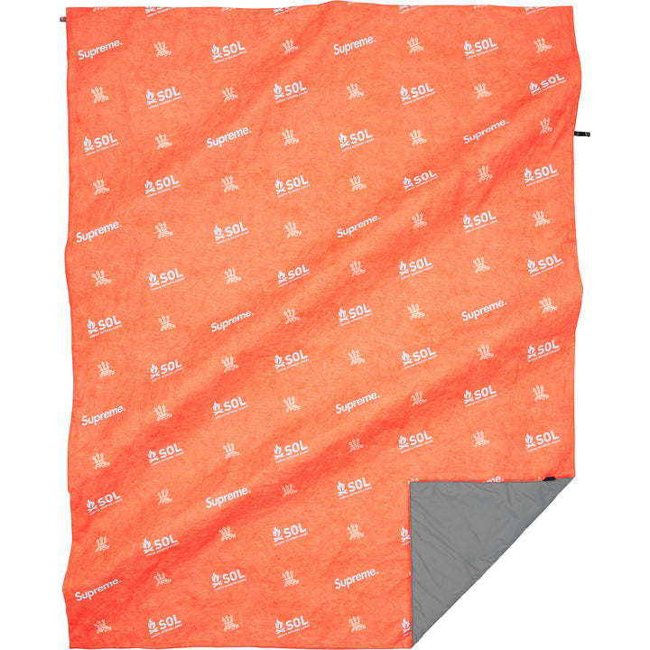 Supreme®/SOL Escape Insulated Blanket-1