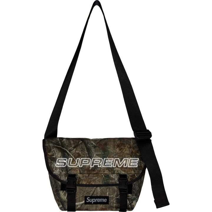 カモフラ　シュプリーム メッセンジャー　バッグ　Messenger Bag 22SS Supreme Small Messenger Bag 美品 | Shop at Mercari from