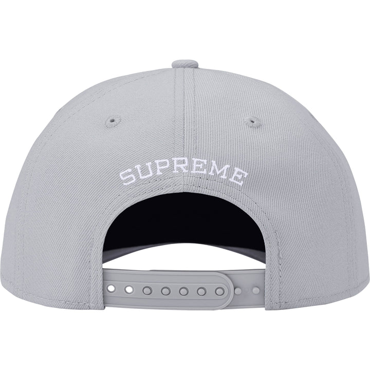 Gothic Outline Adjustable New Era® - Shop - Supreme