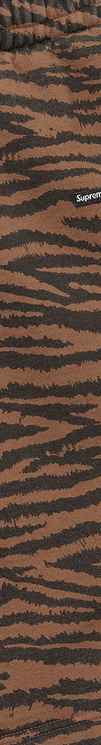 Small Box Sweatshort - Image 4