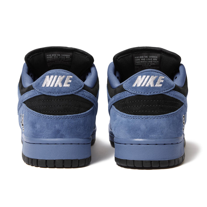 Supreme®/Nike® SB Dunk Low