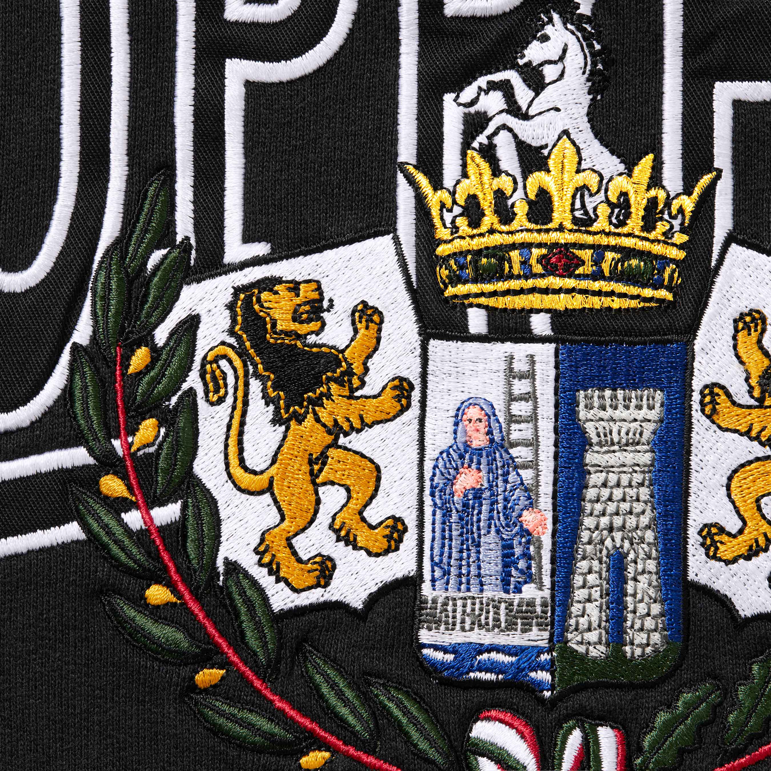 Supreme 25FW Crest Appliqué Half Zip Pullover